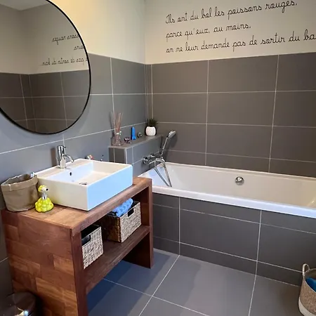 Maison 900m Plage Avec Piscine Nyaraló *